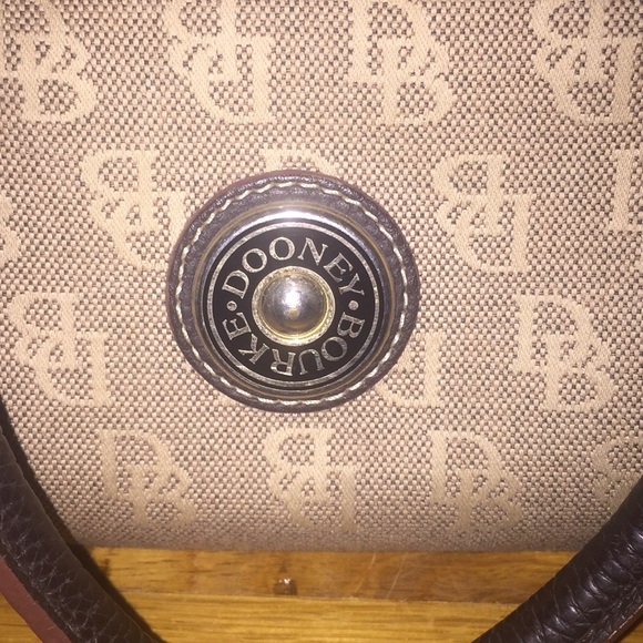 Dooney and Burke Monogram Bag - Picture 3 of 8